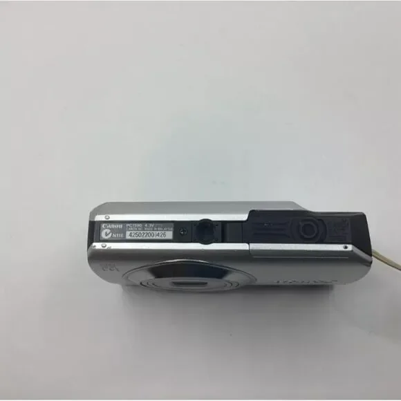 Canon Silver and Grey Cameras-and-accessories